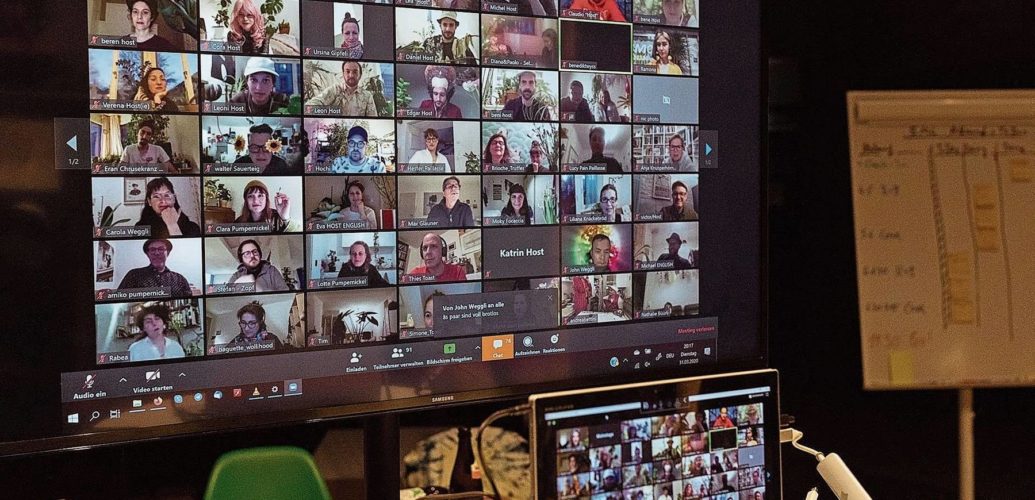 Social Muscle Club online