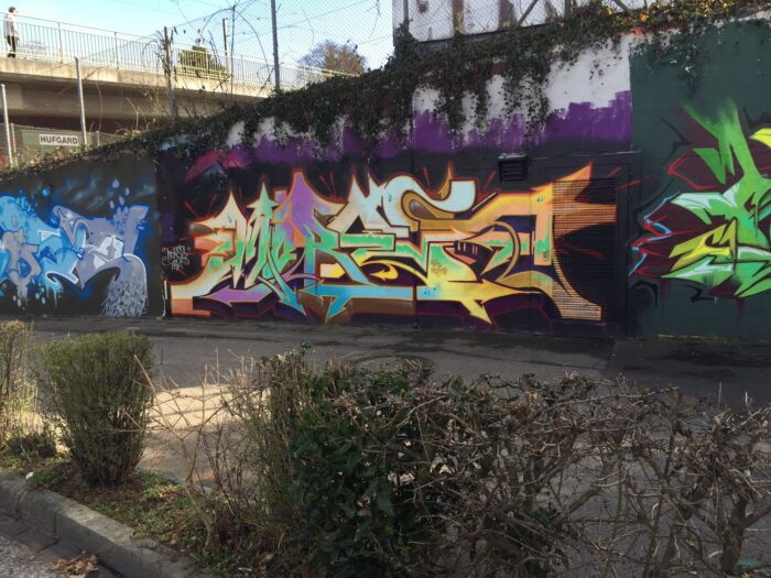 Doeleano, Graffiti